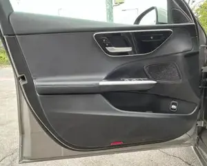 Mercedes-Benz C-Klasse Bild 12