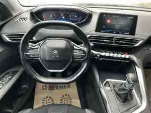 Peugeot 3008 Bild 12