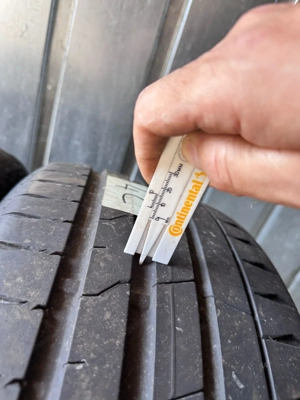 2x Continental Sport Contact 7 Sommerreifen 235 40 R19 96Y Bild 2