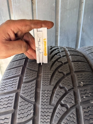 2x Petlas Snowmaster W651 Winterreifen 245 40 R19 98V Bild 3