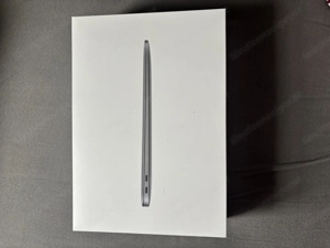 MacBook Air 13  (2020, Intel i3, 8GB RAM, 256GB SSD)   Space Gray