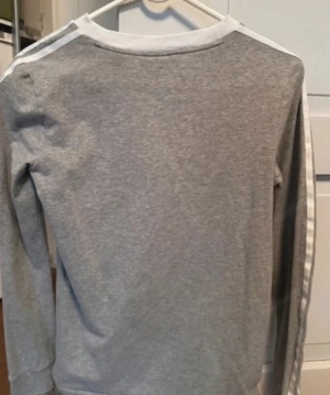 Adidas Pullover Grau  Bild 4