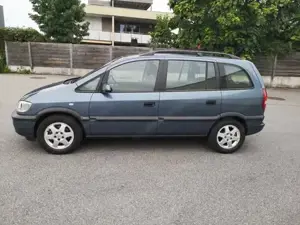 Verkaufe Opel Zafira A  Bild 2