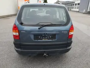 Verkaufe Opel Zafira A  Bild 5