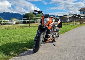 Verkaufe meine geliebte KTM 125 Duke (2016). Bild 2