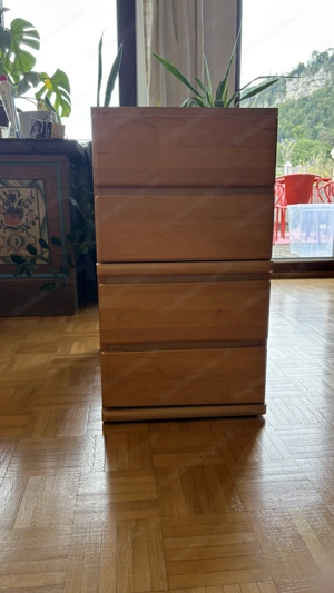 Zu verschenken   Schreibtisch-Bürocontainer (nur Abholung in Feldkirch)