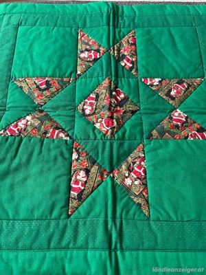 Handarbeit: Zierdecke Patchwork wattiert