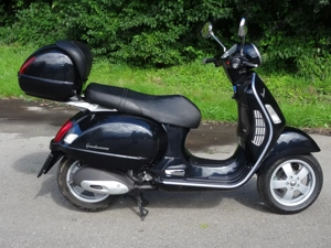 Vespa Granturismo 200L Bild 2