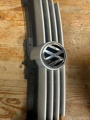 Golf 4 Scheinwerfer Li und Re + Grill Bild 2