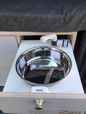 Vw Bus T5 Transporter Camper Bild 6