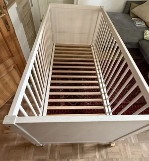 Gitterbett Kinderbett mit Matratze  Bild 2