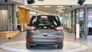 Ford Galaxy Bild 8