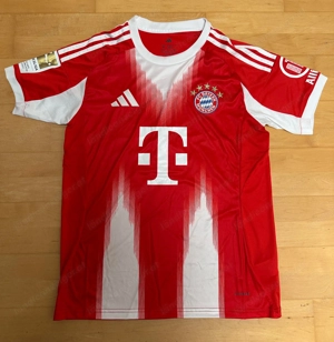 FC Bayern Trikot 25 Thomas Müller