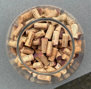 Schöne Glasvase mit oder ohne Weinkorken Bild 4