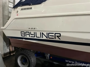 Motorboot Bayliner 2655 mit Bodenseezulassung Bild 3