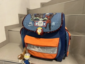 Schultasche zu verschenken Bild 2