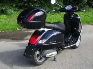 Vespa Granturismo 200L Bild 4