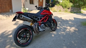 Ducati Hypermotard 950 Bild 2