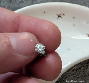 Einzelner Ohrstecker 