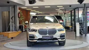 BMW X5 Bild 2