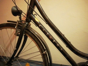 Damenfahrrad zu verschenken an Bastler