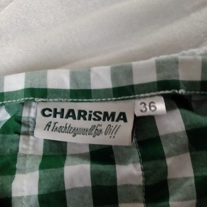 3 verschiedene Dirndlblusen Gr S Bild 6