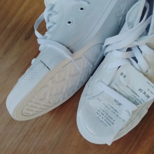 Converse High Sneaker Gr 37 NEU Bild 2