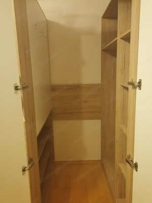Kleiderschrank - begehbar Bild 5