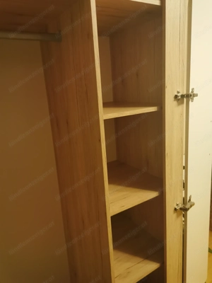 Kleiderschrank - begehbar Bild 10
