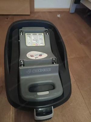 Maxi Cosi Babyschale inkl. Isofix Bild 9