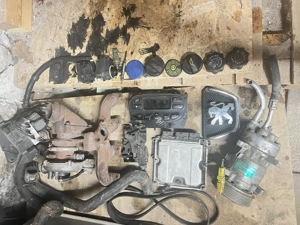 Peugeot 206 1,9 hdi66kw Ersatzteile  Bild 3