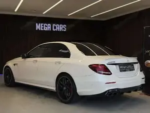 Mercedes-Benz E 63 AMG Bild 7