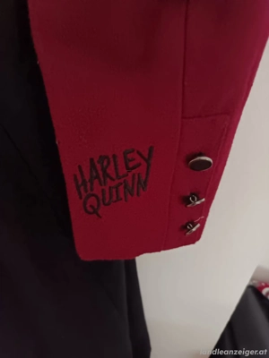 Harley quinn mantel Bild 3