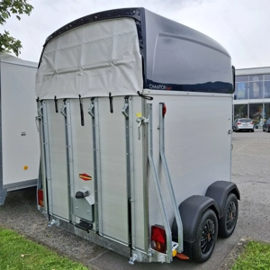 Pferdeanhänger Böckmann Esprit Bild 2 Pferdeanhänger Böckmann Esprit Bild 2