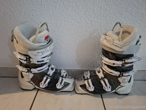 Skischuhe Atomic Bild 2