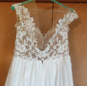 Elegantes Hochzeitskleid (Größe: 38) Bild 4