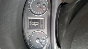 Black Friday!!!! VW Touran, 1,6 TDI, Automatik, 7 Sitze, AHK, Klima, kein Audi, BMW, Mercedes Bild 5