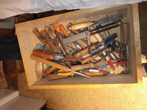 Drechselmaschine mit  Messer  Bild 3