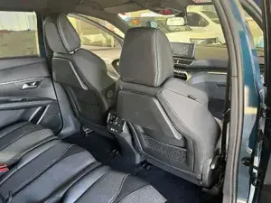 Peugeot 5008 Bild 19