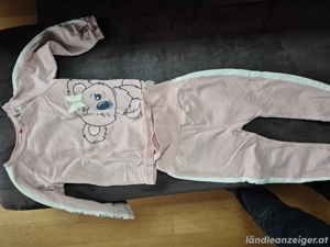 Jogginganzug Gr. 90 92