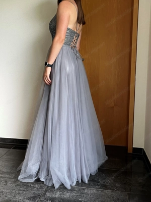 Ballkleid zu verkaufen Bild 2 Ballkleid zu verkaufen Bild 2