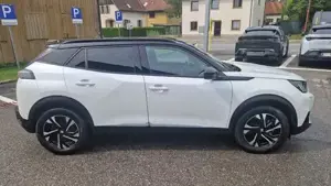 Peugeot 2008 Bild 4