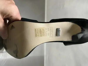 High Heels von BUFFALO London Bild 4