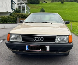 Audi 100 Avant Bild 3