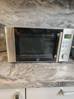 Neue Mikrowelle mit Grillfunktion Bild 2
