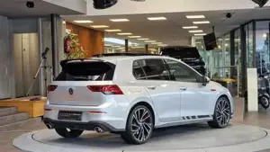 Volkswagen Golf Bild 8