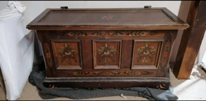 Holztruhe Bauernmalerei