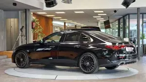 Mercedes-Benz E 200 Bild 6