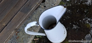 Alter Emailkrug Bild 3