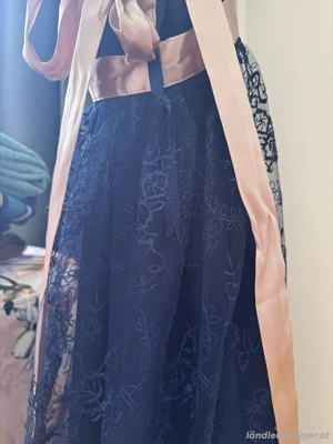 Hübsches Dirndl in Blau mit rosa Akzenten & weißer Bluse   Größe 36  Bild 3